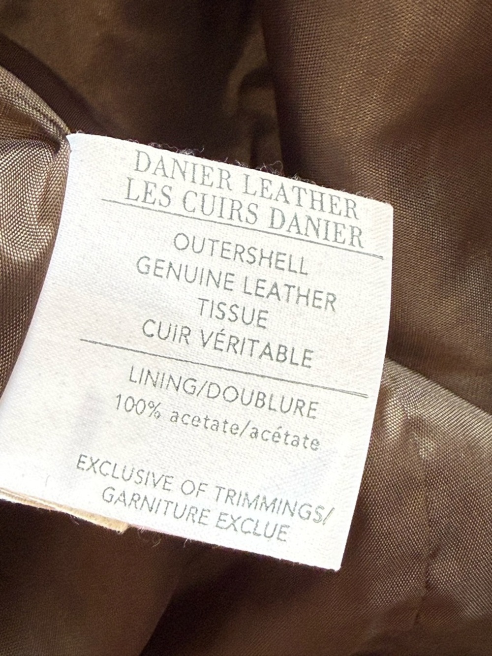Danier Vintage Genuine Leather Jacket | Made in Canada | Tailored Feminine Fit - Picture 7 of 11